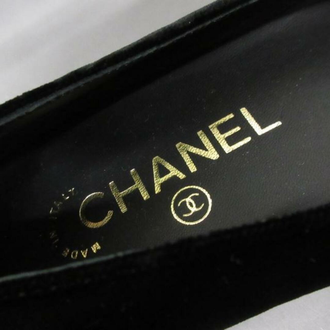 CHANEL(シャネル)のCHANEL(シャネル) フラットシューズ - 黒×白 リボン/ココマーク 化学繊維×エナメル（レザー） レディースの靴/シューズ(その他)の商品写真