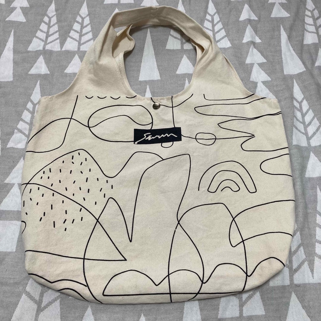 プリント トートバッグ エコバッグ キャンバス アイボリーホワイト レディースのバッグ(トートバッグ)の商品写真