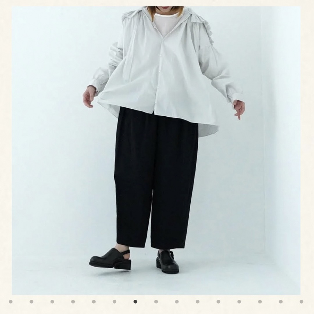 SP (エシュペー)  CHINO CLOTH TUCK WIDE TAPERD レディースのパンツ(カジュアルパンツ)の商品写真