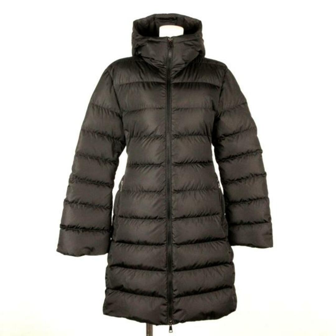 MONCLER(モンクレール)のMONCLER(モンクレール) ダウンコート サイズ0 XS レディース DOMBES(ドンブ) H20931C00046539ZD 黒 長袖/冬物 ダウン、ナイロン レディースのジャケット/アウター(ダウンコート)の商品写真