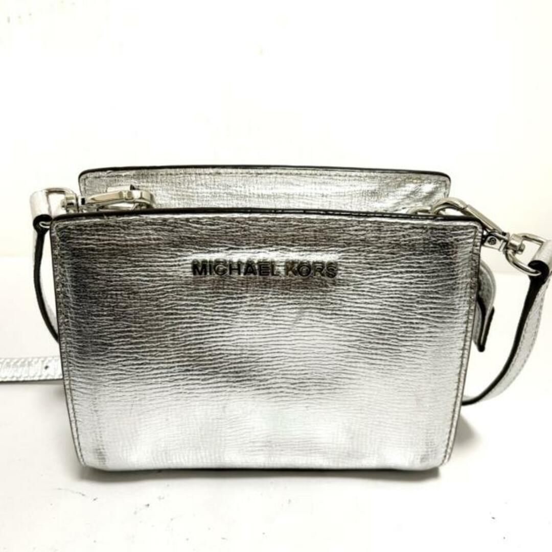 Michael Kors(マイケルコース)のMICHAEL KORS(マイケルコース) ショルダーバッグ美品  - シシルバー ストラップ着脱可/ミニバッグ レザー レディースのバッグ(ショルダーバッグ)の商品写真