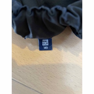 ユニクロ(UNIQLO)の【ユニクロ】140㎝ ブラック ストレッチウォームイージージョガーパンツ(パンツ/スパッツ)