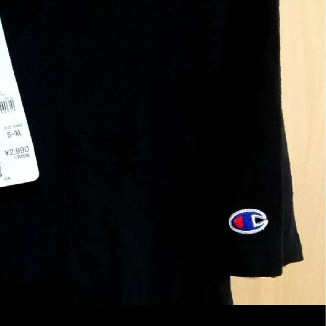 新品 チャンピオン USAコットン Mサイズ 黒 Ｖネック 胸ポケット Tシャツ メンズのトップス(Tシャツ/カットソー(半袖/袖なし))の商品写真