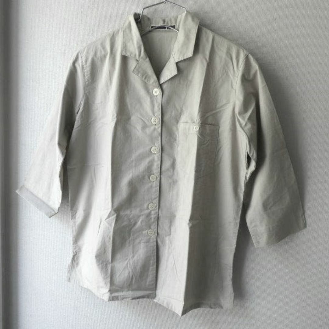 開襟シャツ M 女性用 未使用 レディースのトップス(シャツ/ブラウス(長袖/七分))の商品写真