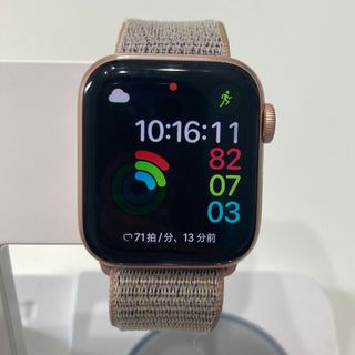 アップルウォッチ(Apple Watch)のApple Watch Series 4 アルミニウム40mm ゴールド(腕時計(デジタル))