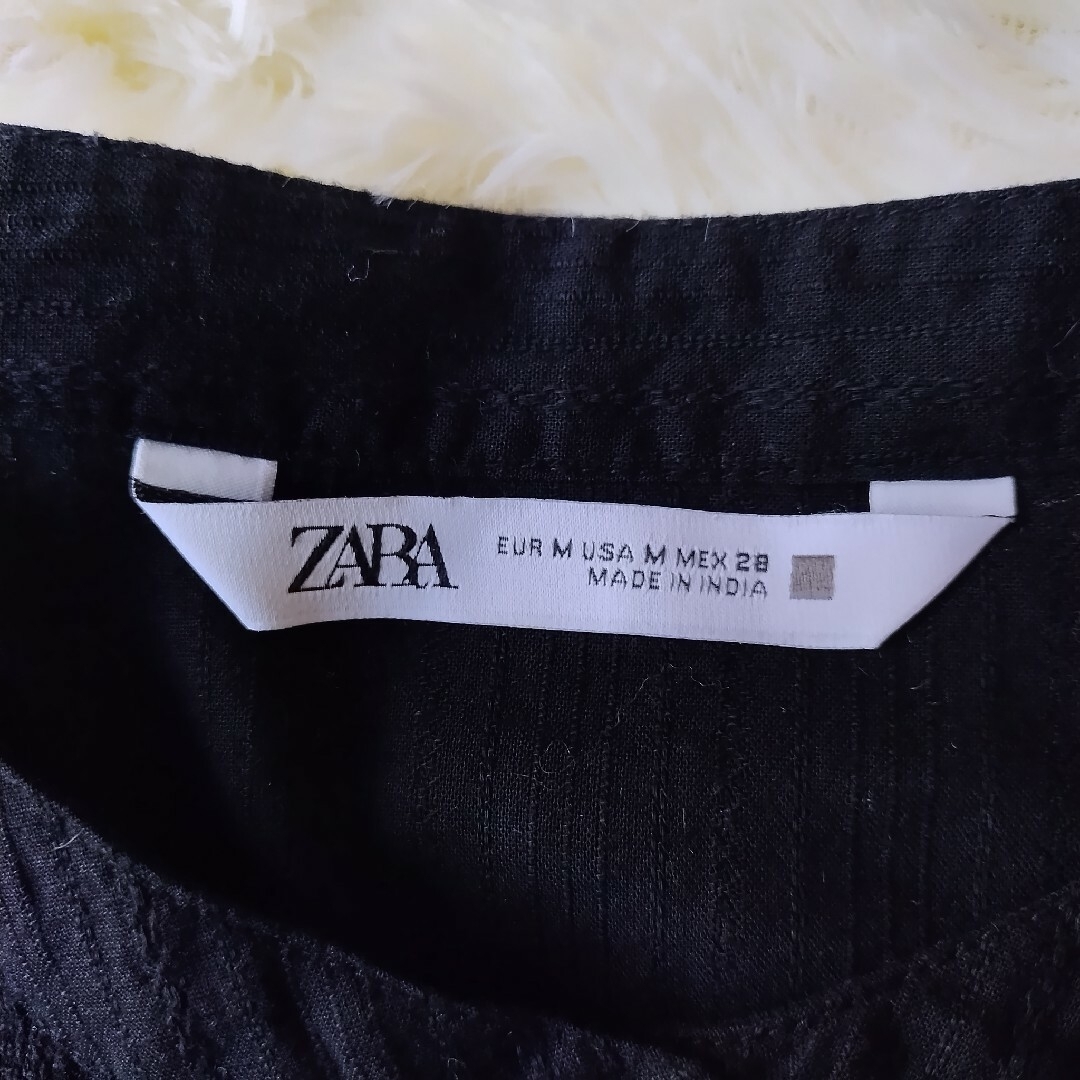 ZARA(ザラ)のザラ　花柄レース　シャツ レディースのトップス(シャツ/ブラウス(長袖/七分))の商品写真