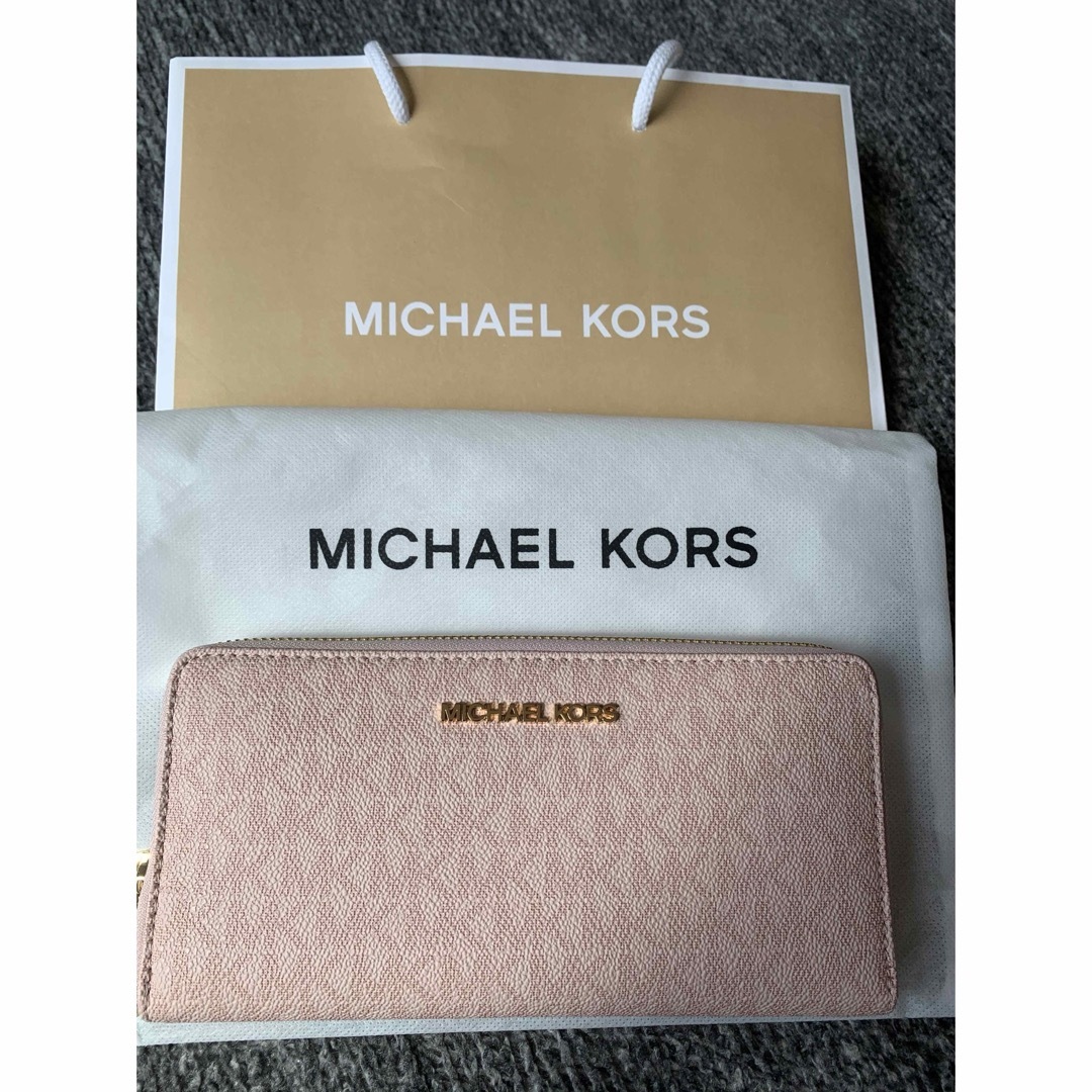 Michael Kors(マイケルコース)のマイケルコース　長財布　キーケース　セット レディースのファッション小物(財布)の商品写真