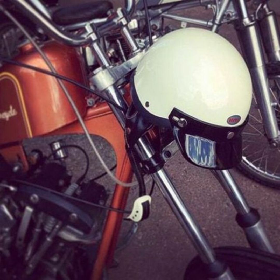 ショーティ－4 Lサイズ チンカップ白 OCEANBEETLE 黒　ブラック 自動車/バイクのバイク(ヘルメット/シールド)の商品写真