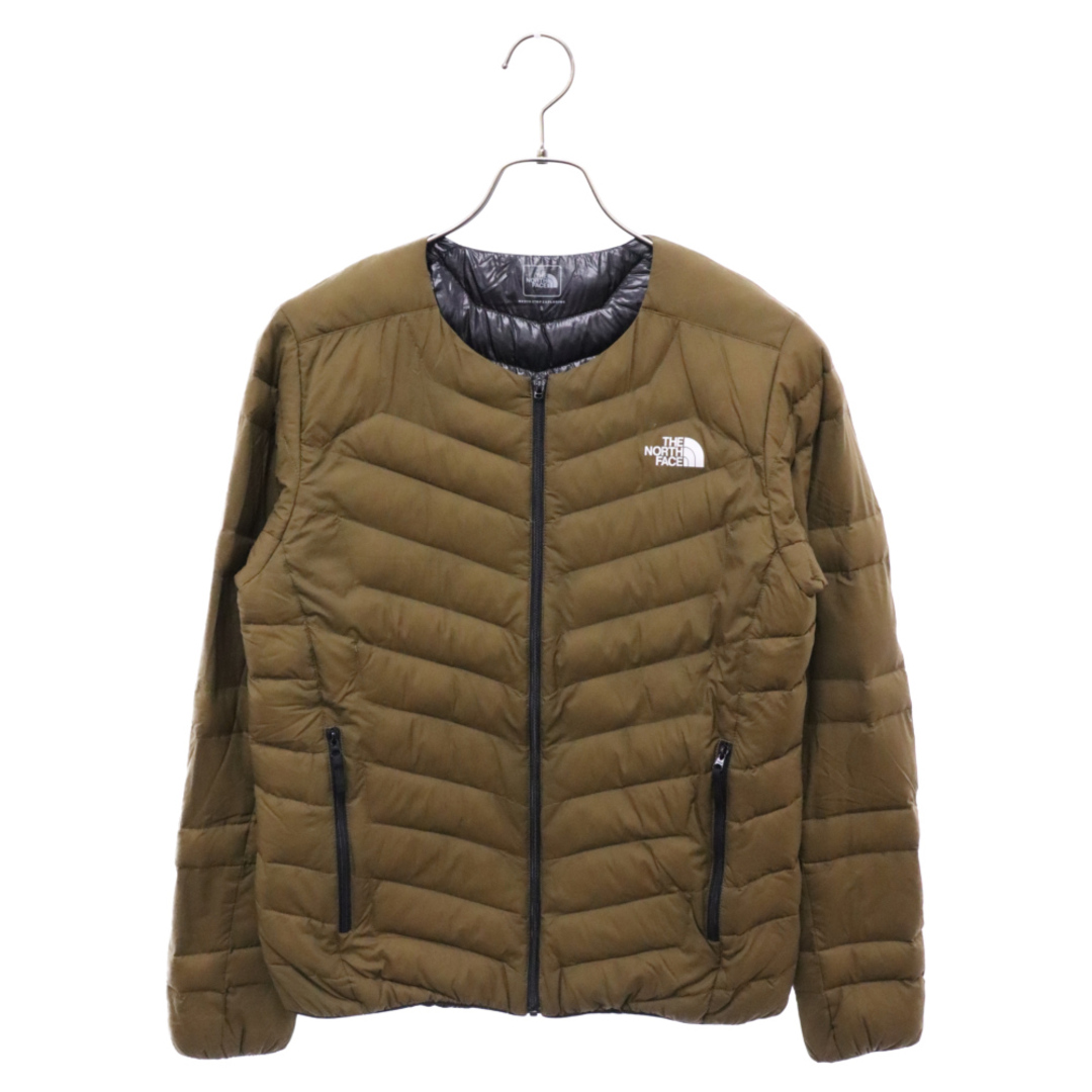 THE NORTH FACE(ザノースフェイス)のTHE NORTH FACE ザノースフェイス THUNDER ROUNDNECK JACKET ブラウン サンダーダウンジャケット ノーカラー ジップアップジャケット NY31603 メンズのジャケット/アウター(ナイロンジャケット)の商品写真