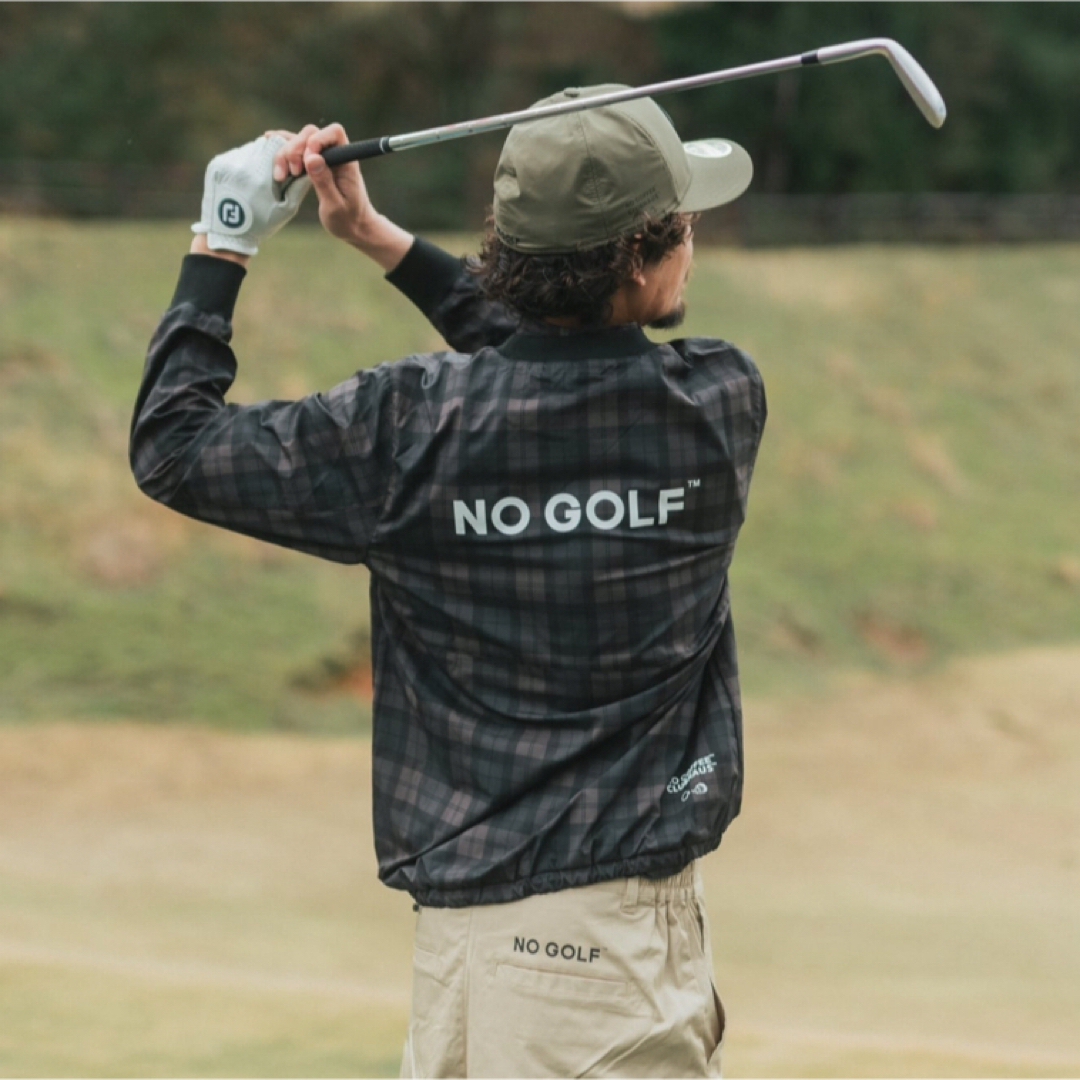 【即完売】NOGOLF CLUBHAUS PISTE カーキチェック M  スポーツ/アウトドアのゴルフ(ウエア)の商品写真