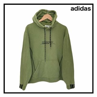 adidas - アディダス　パーカー　フーデイー　グリーン　トップス　カジュアル　スポーツ　XS