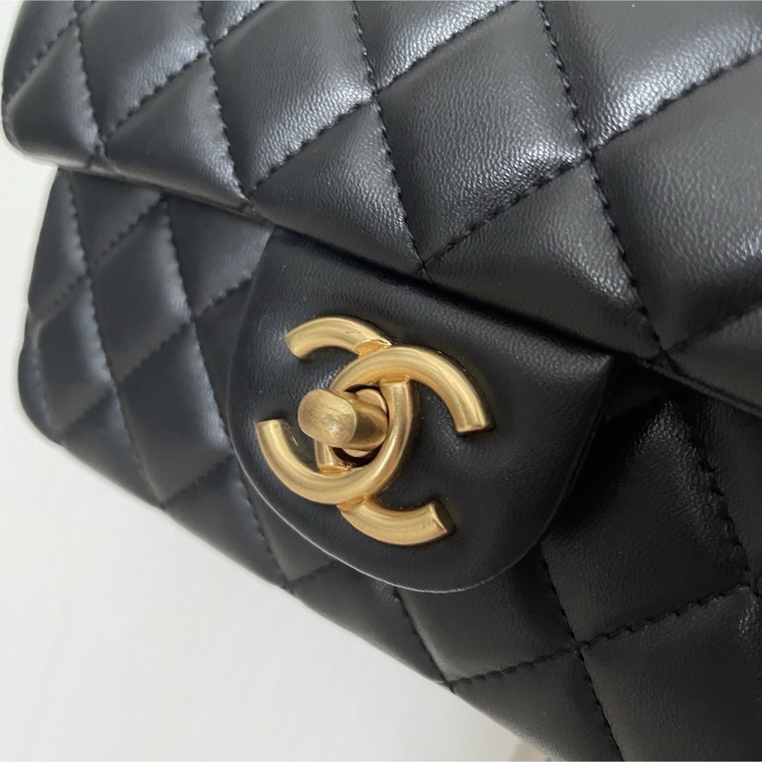 CHANEL(シャネル)のGW値下げ！　チェーンバッグ　ショルダーバッグ レディースのバッグ(ショルダーバッグ)の商品写真