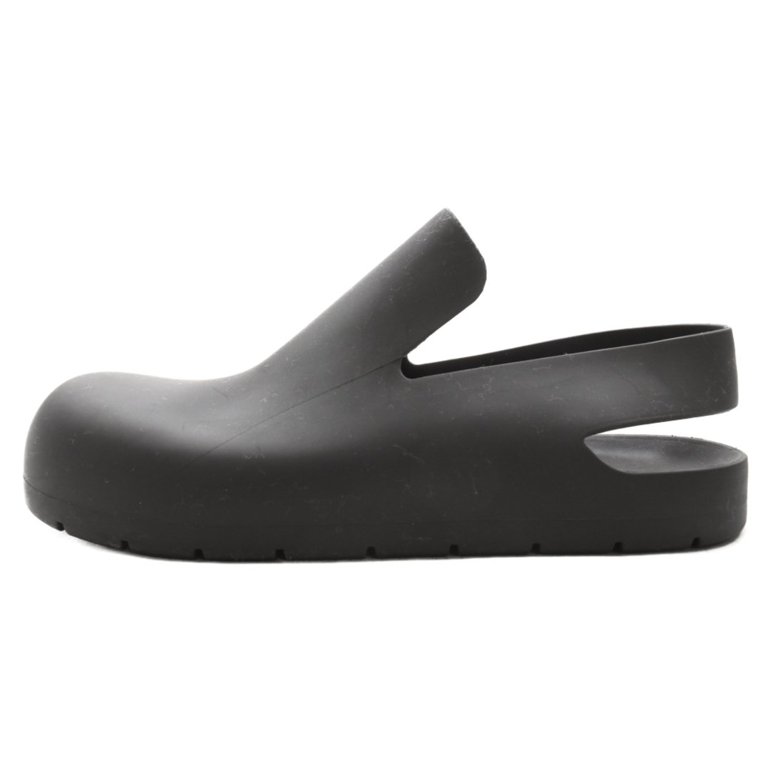 Bottega Veneta(ボッテガヴェネタ)のBOTTEGA VENETA ボッテガヴェネタ Puddle Rubber Clogs パドル スリングバック ラバーサンダル ブラック メンズの靴/シューズ(サンダル)の商品写真