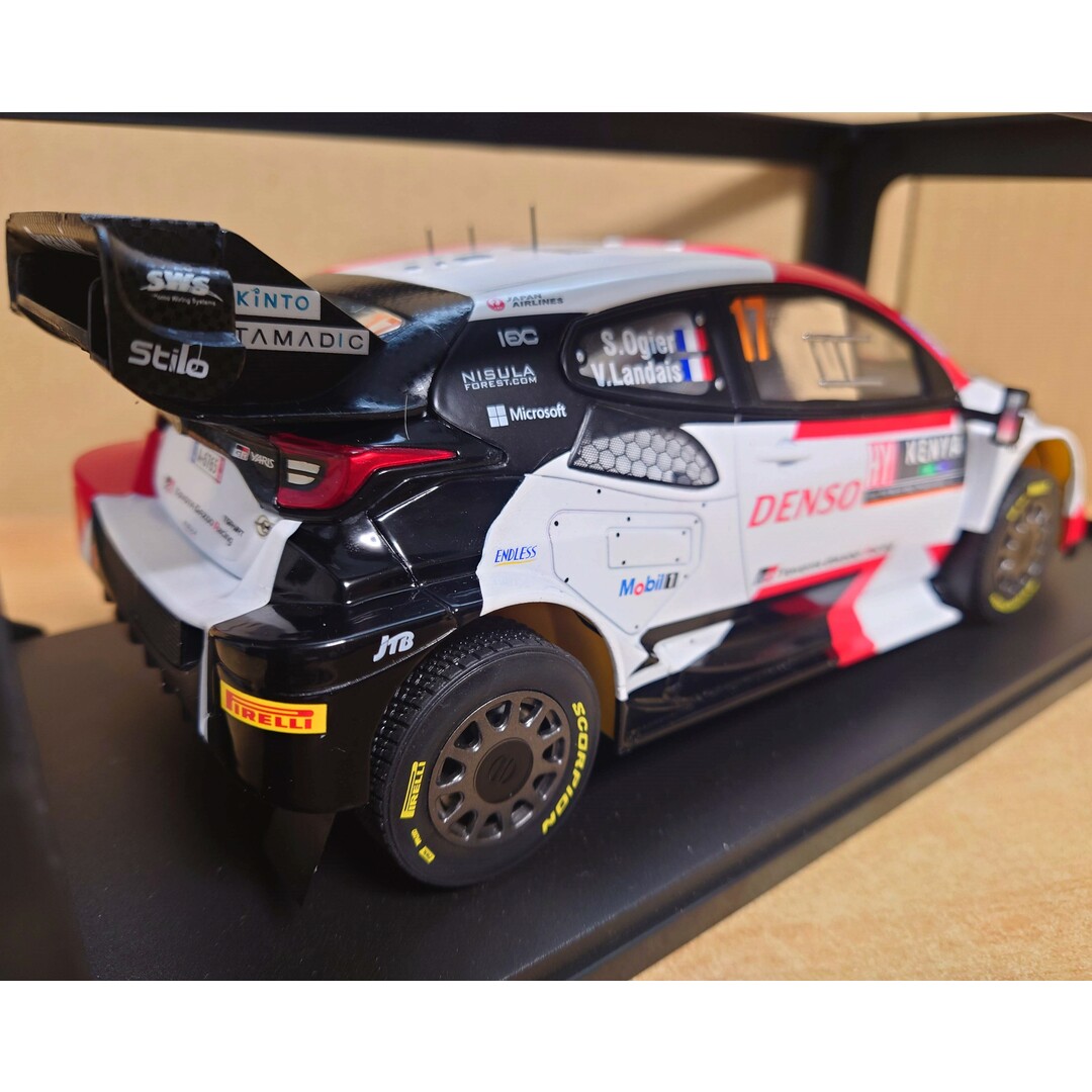 1/18 トヨタ GRヤリス Rally1 2023 サファリラリー優勝 #17 エンタメ/ホビーのおもちゃ/ぬいぐるみ(ミニカー)の商品写真