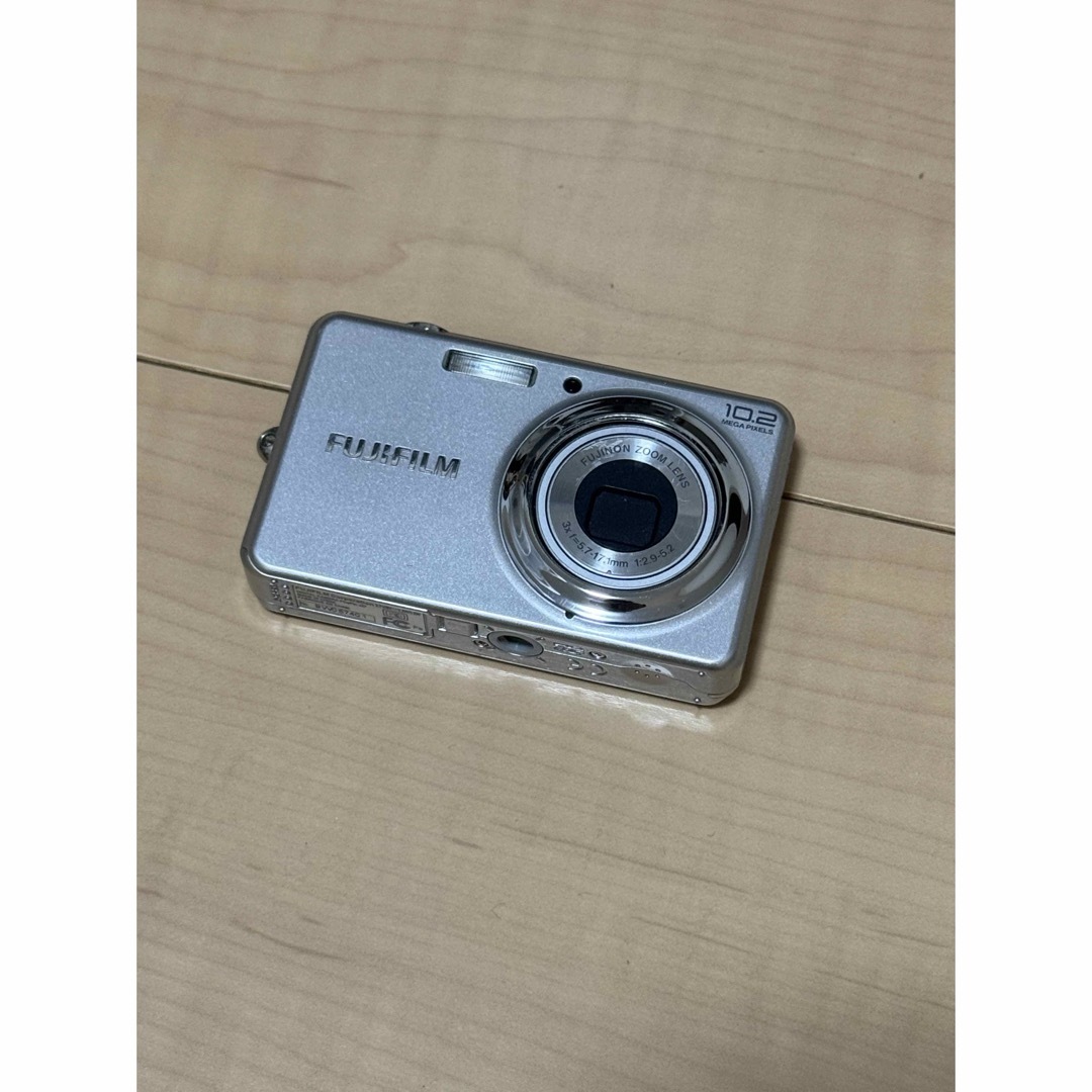 富士フイルム(フジフイルム)のFUJIFILM finepix j27 スマホ/家電/カメラのカメラ(コンパクトデジタルカメラ)の商品写真