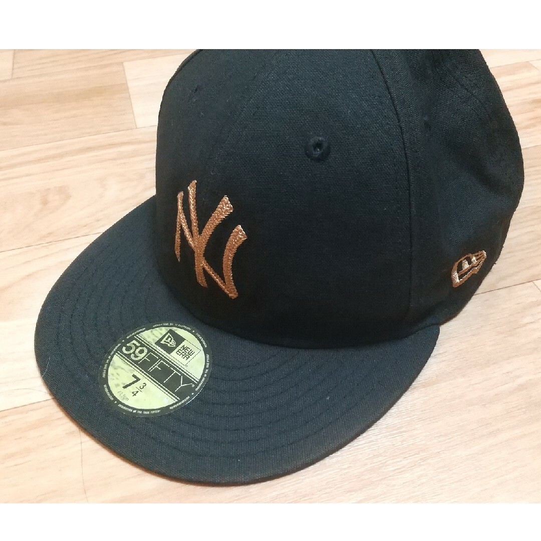 NEW ERA(ニューエラー)のニューエラ ニューヨークヤンキース キャップ ゴールド刺繍 メンズの帽子(キャップ)の商品写真