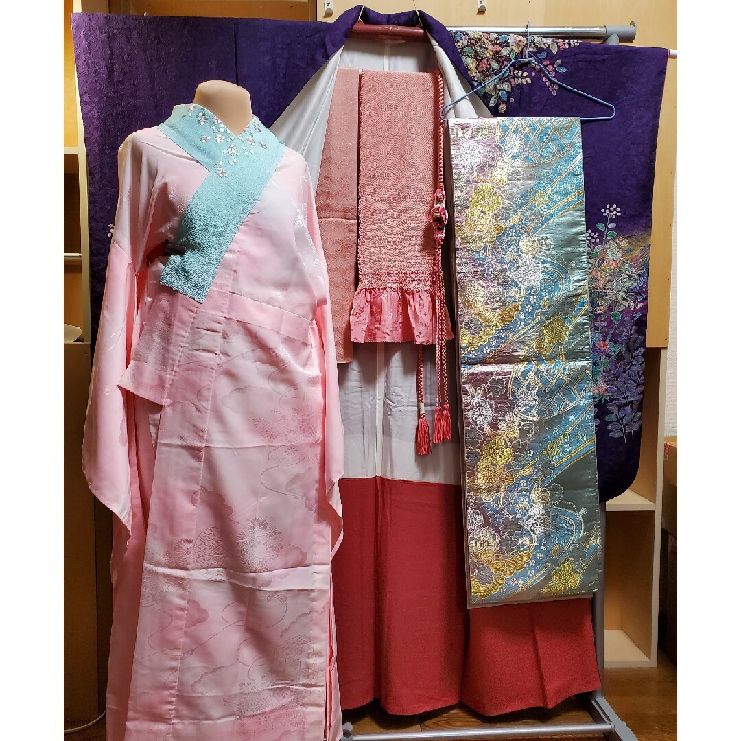 振り袖(と)辻ヶ花、長襦袢、袋帯、小物セット レディースの水着/浴衣(振袖)の商品写真
