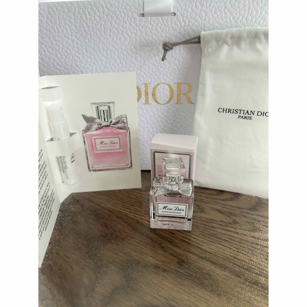 Dior(ディオール)のミスディオール　ブルーミングブーケ コスメ/美容の香水(香水(女性用))の商品写真