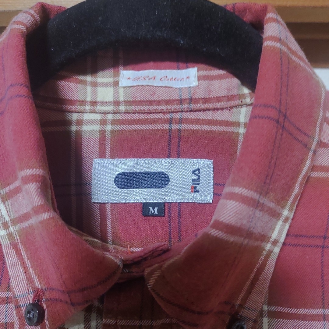 FILA フィラ  ロゴ刺繍  ボタンダウン コットン 長袖シャツ  M メンズのトップス(Tシャツ/カットソー(七分/長袖))の商品写真