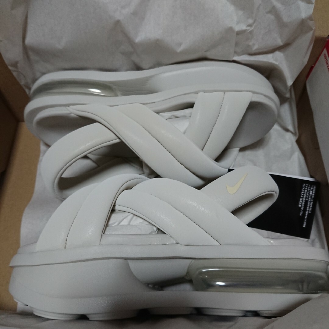 NIKE(ナイキ)の24 NIKE  AIR MAX ISLA SANDAL エアマックス アイラ レディースの靴/シューズ(サンダル)の商品写真