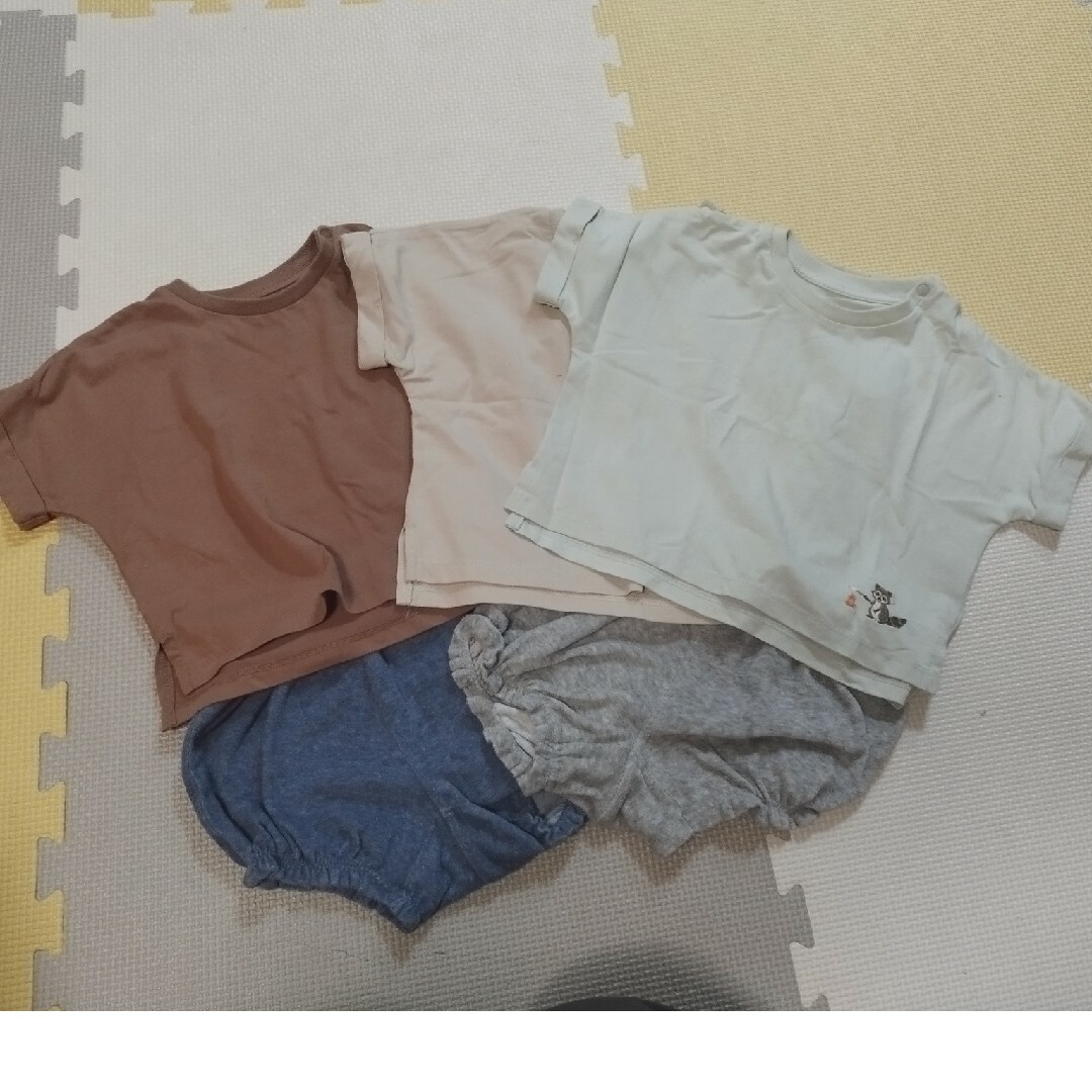 UNIQLO(ユニクロ)のユニクロセット キッズ/ベビー/マタニティのベビー服(~85cm)(Ｔシャツ)の商品写真