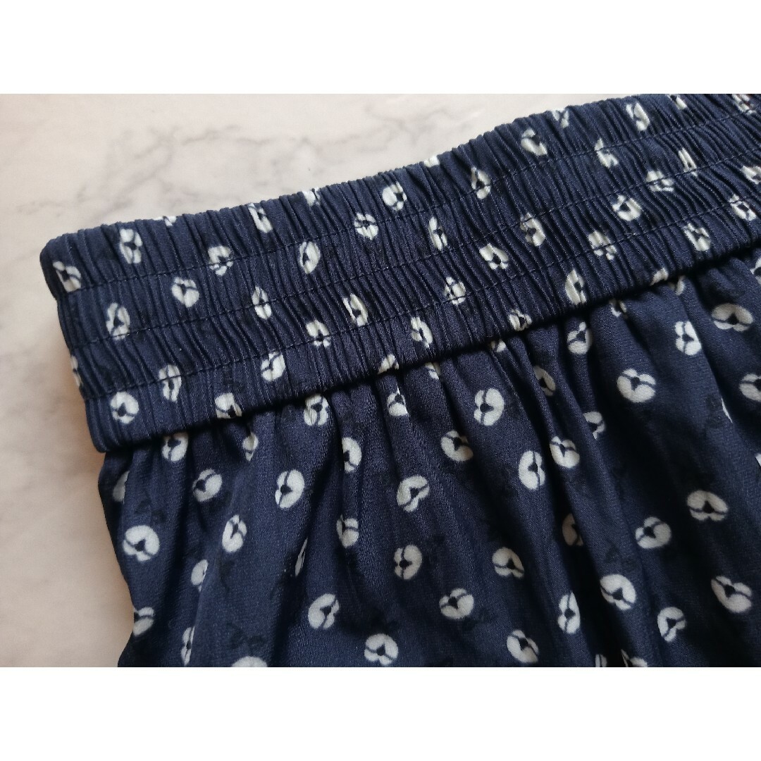 UNIQLO(ユニクロ)のユニクロ　ポールアンドジョー　ティアードスカート　レディースᒪサイズ　ネイビー レディースのスカート(ロングスカート)の商品写真