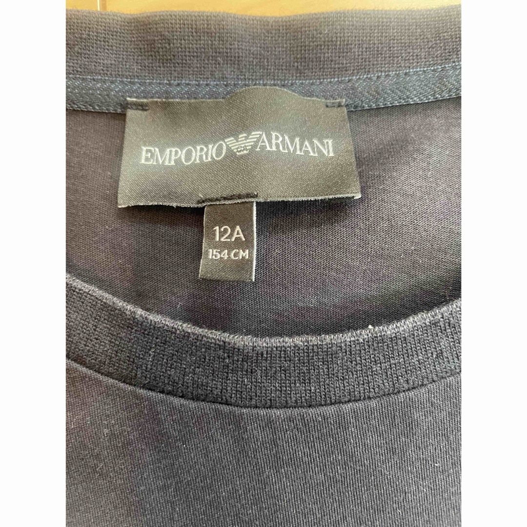 ARMANI JUNIOR(アルマーニ ジュニア)のアルマーニ　キッズブラックTシャツ キッズ/ベビー/マタニティのキッズ服男の子用(90cm~)(Tシャツ/カットソー)の商品写真