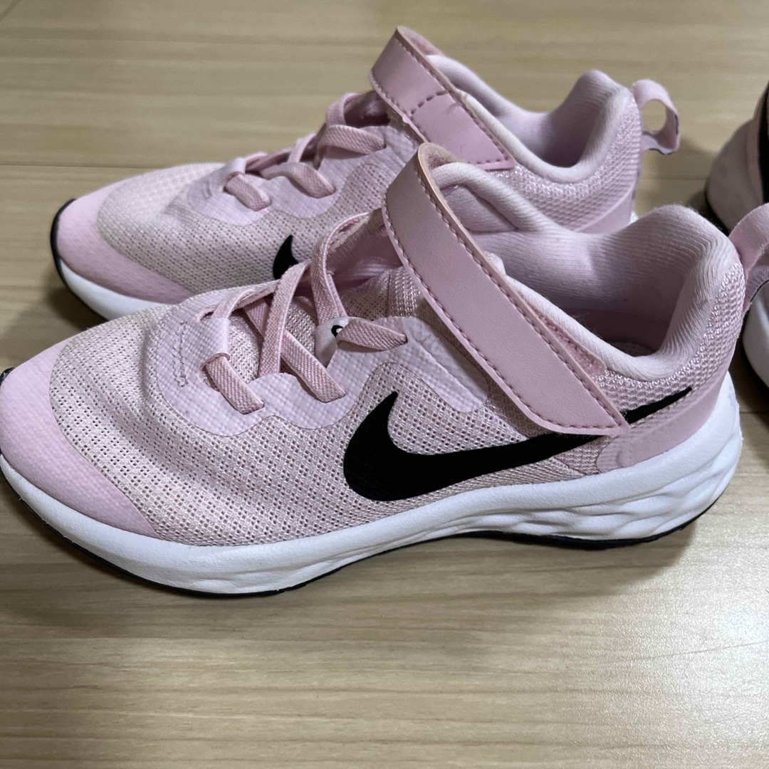 NIKE(ナイキ)のナイキ　NIKE 17cm キッズ/ベビー/マタニティのキッズ靴/シューズ(15cm~)(スニーカー)の商品写真