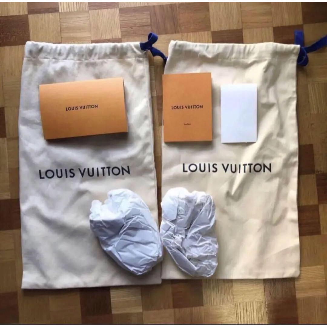 LOUIS VUITTON(ルイヴィトン)の付属品完備　ルイヴィトン　ダミエ　グラフィット　メジャー・ライン ローファー メンズの靴/シューズ(ドレス/ビジネス)の商品写真