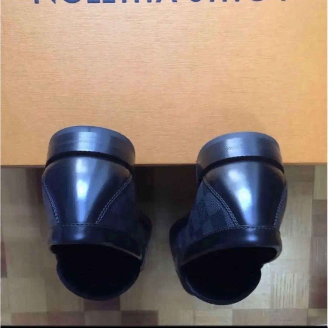 LOUIS VUITTON(ルイヴィトン)の付属品完備　ルイヴィトン　ダミエ　グラフィット　メジャー・ライン ローファー メンズの靴/シューズ(ドレス/ビジネス)の商品写真