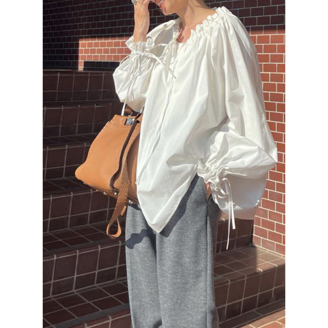 CLANE(クラネ)のCLANE  2WAY OFF SHOULDER TOPS レディースのトップス(シャツ/ブラウス(長袖/七分))の商品写真