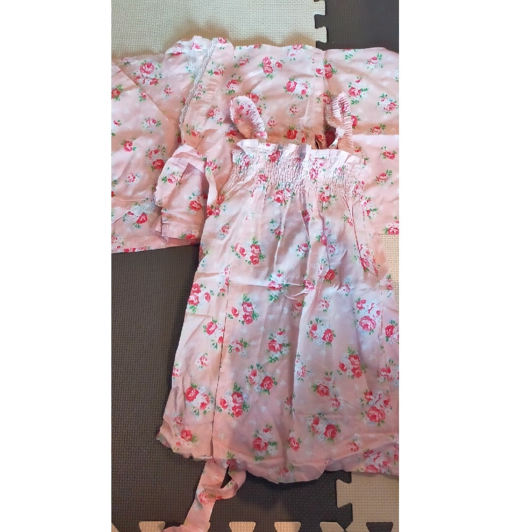 浴衣　100cm　女の子 キッズ/ベビー/マタニティのキッズ服女の子用(90cm~)(甚平/浴衣)の商品写真