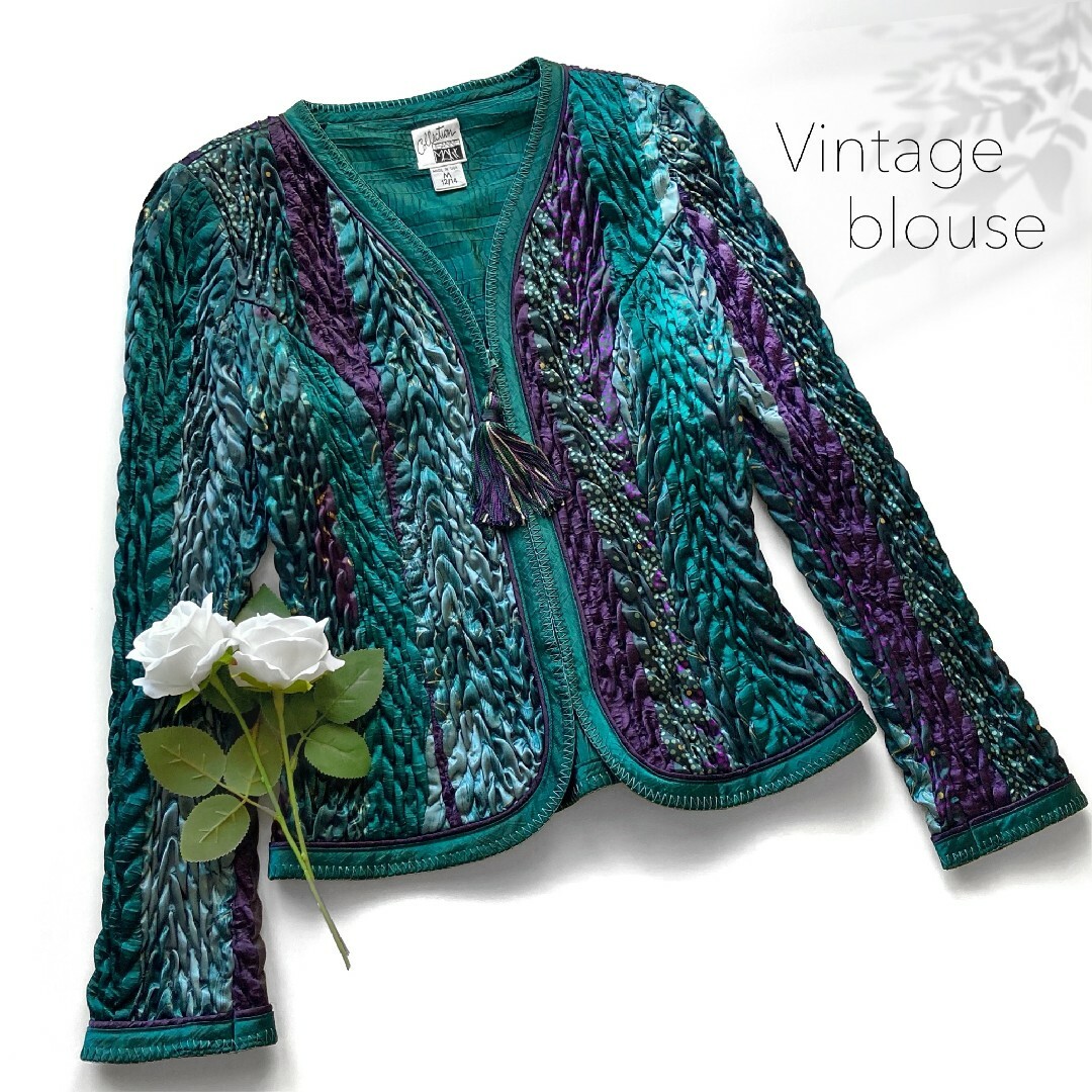VINTAGE(ヴィンテージ)の美品 ヴィンテージ ノーカラージャケット ブラウス グリーン パープル 緑 紫 レディースのジャケット/アウター(ノーカラージャケット)の商品写真