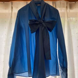 ザラ(ZARA)のZARA リボンブラウス　水色(シャツ/ブラウス(長袖/七分))