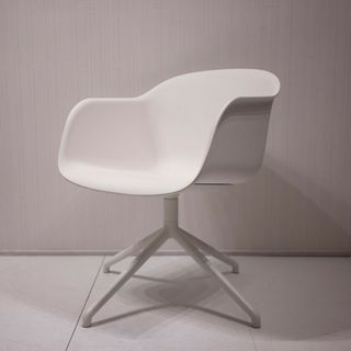 ムート Muuto ダイニングチェア ホワイト 椅子 モダン 北欧 