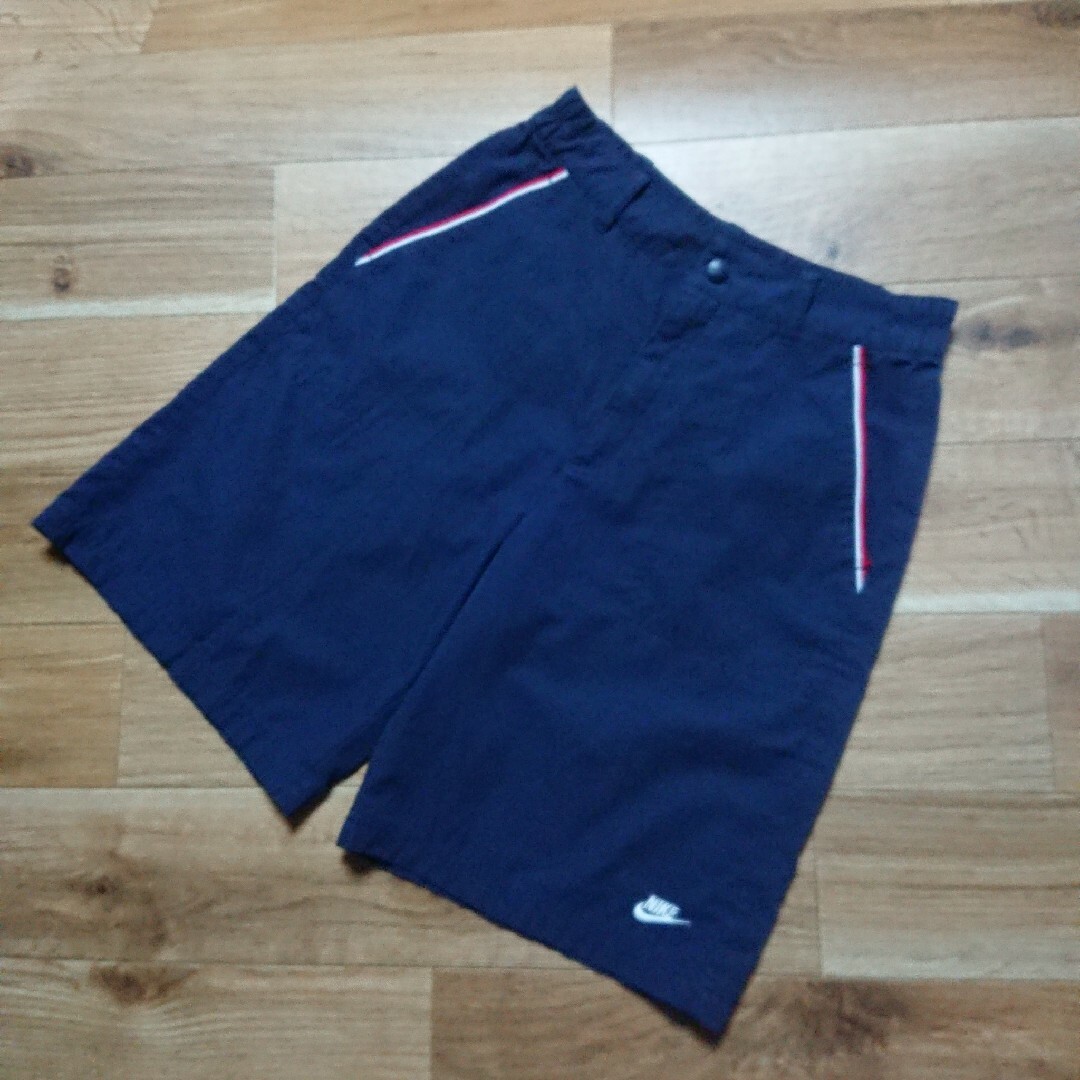 NIKE(ナイキ)のNIKE 短パン ハーフパンツ 140-150 キッズ/ベビー/マタニティのキッズ服男の子用(90cm~)(パンツ/スパッツ)の商品写真