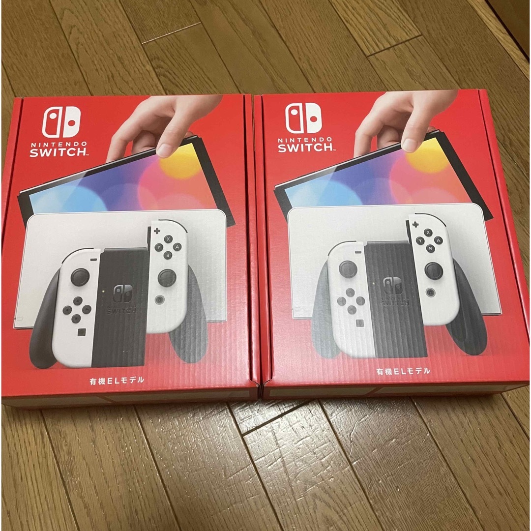 Nintendo Switch(ニンテンドースイッチ)の☆新品☆ Nintendo Switch  ホワイト2台　 エンタメ/ホビーのゲームソフト/ゲーム機本体(家庭用ゲーム機本体)の商品写真