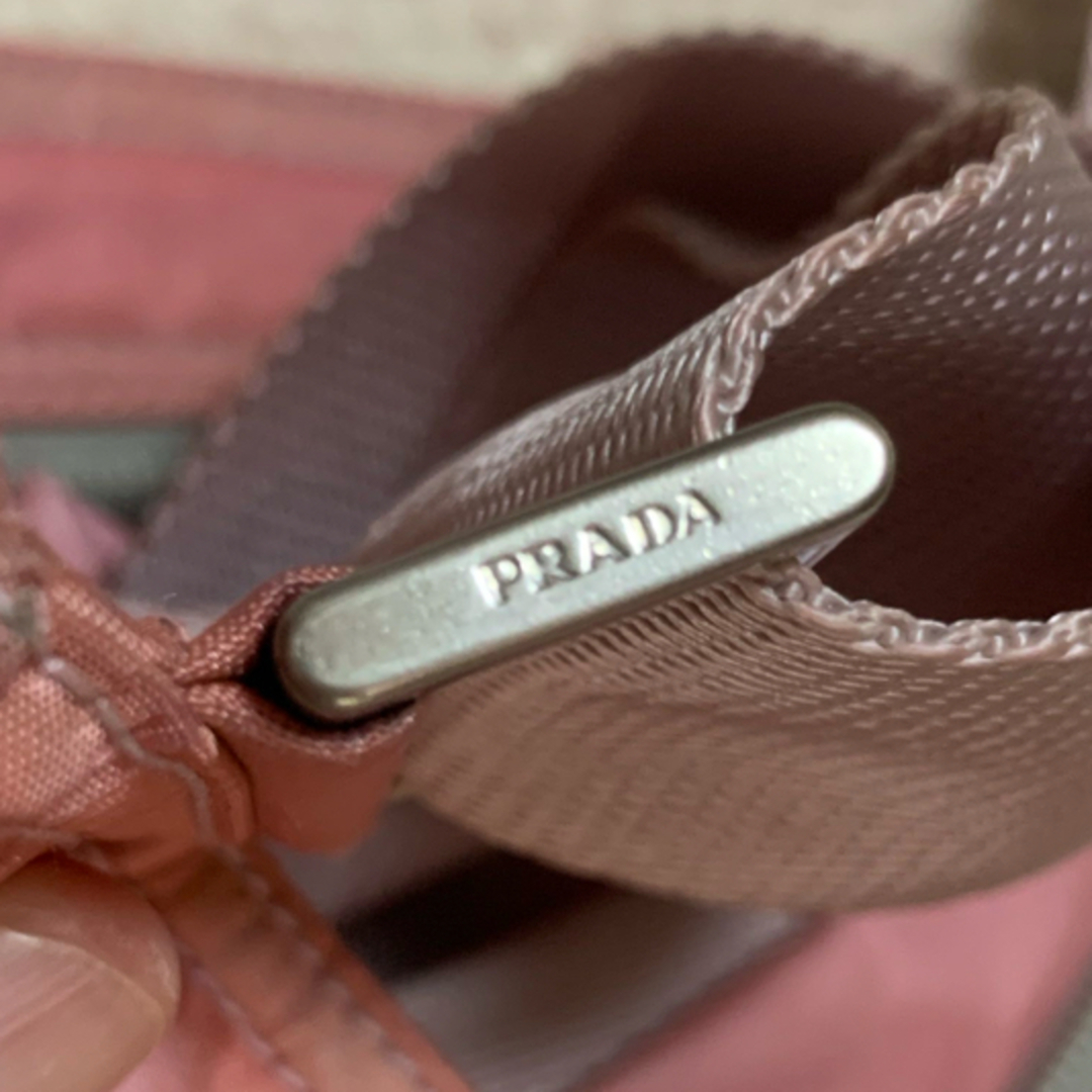 PRADA(プラダ)のPRADAプラダ ショルダーバッグ　 レディースのバッグ(ショルダーバッグ)の商品写真