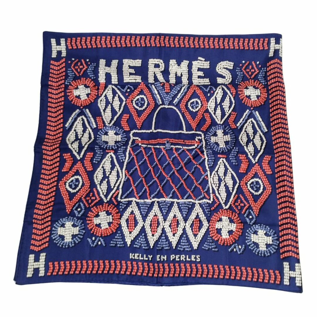 Hermes(エルメス)のHERMES エルメス シルク スカーフ カレ140 KELLY EN PERLES 真珠でできているケリー 正規品 / 34116 レディースのファッション小物(バンダナ/スカーフ)の商品写真