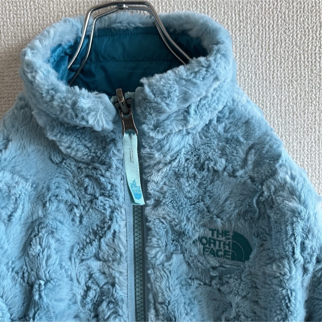 THE NORTH FACE(ザノースフェイス)の【キッズ】ノースフェイス　もふもふジャケット　　リバーシブル　キッズ140 キッズ/ベビー/マタニティのキッズ服女の子用(90cm~)(ジャケット/上着)の商品写真