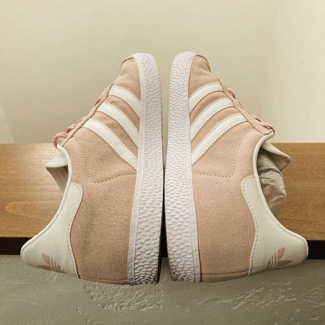 Originals（adidas）(オリジナルス)のアディダスオリジナルス GAZELLE J ガゼル BY9544 レディースの靴/シューズ(スニーカー)の商品写真