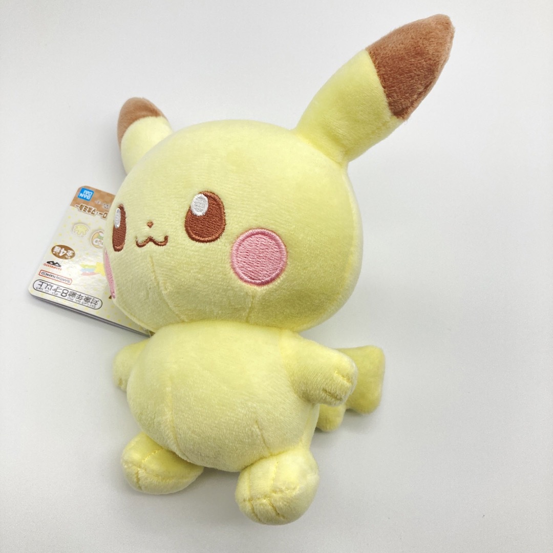 ポケモン(ポケモン)のポケピースぬいぐるみ　ピカチュウ エンタメ/ホビーのおもちゃ/ぬいぐるみ(キャラクターグッズ)の商品写真