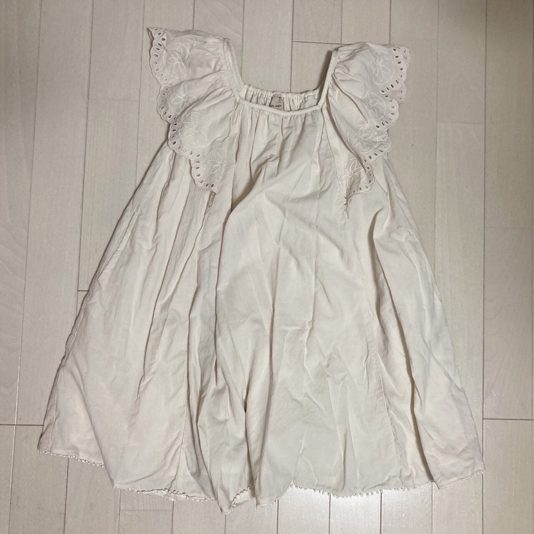 petit main(プティマイン)のpetit main女の子ワンピース110 キッズ/ベビー/マタニティのキッズ服女の子用(90cm~)(ワンピース)の商品写真