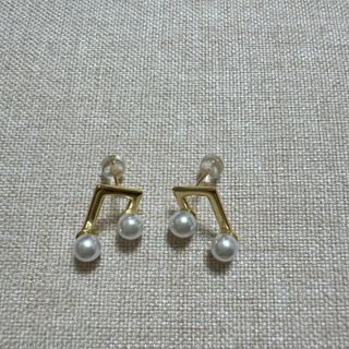 【可愛い】オシャレ　音符　ピアス　アクセサリー　音楽　ゴールド　レディース(ピアス)