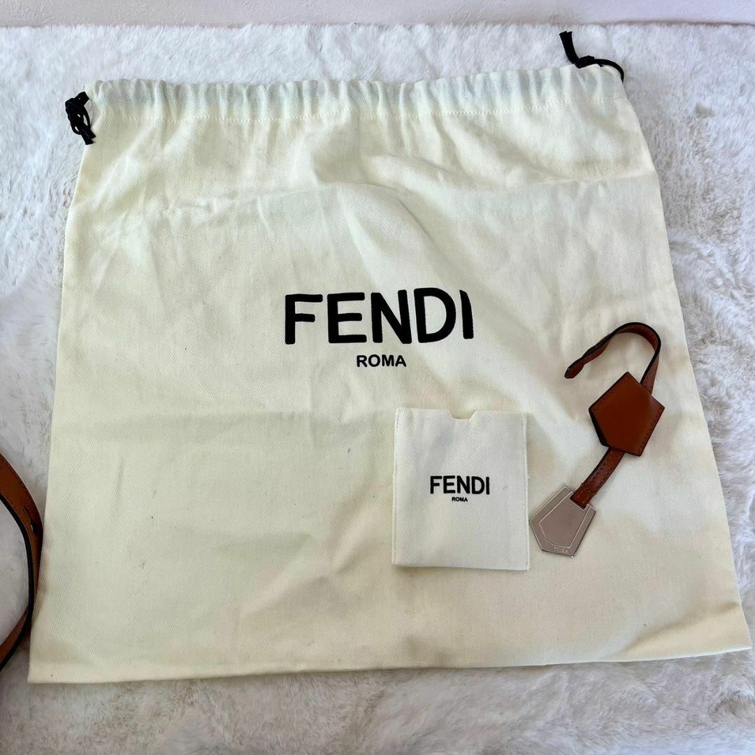 FENDI(フェンディ)のFENDI バイザウェイ レザー 2way ショルダーバッグ　ハンド　コンパクト レディースのバッグ(ボストンバッグ)の商品写真