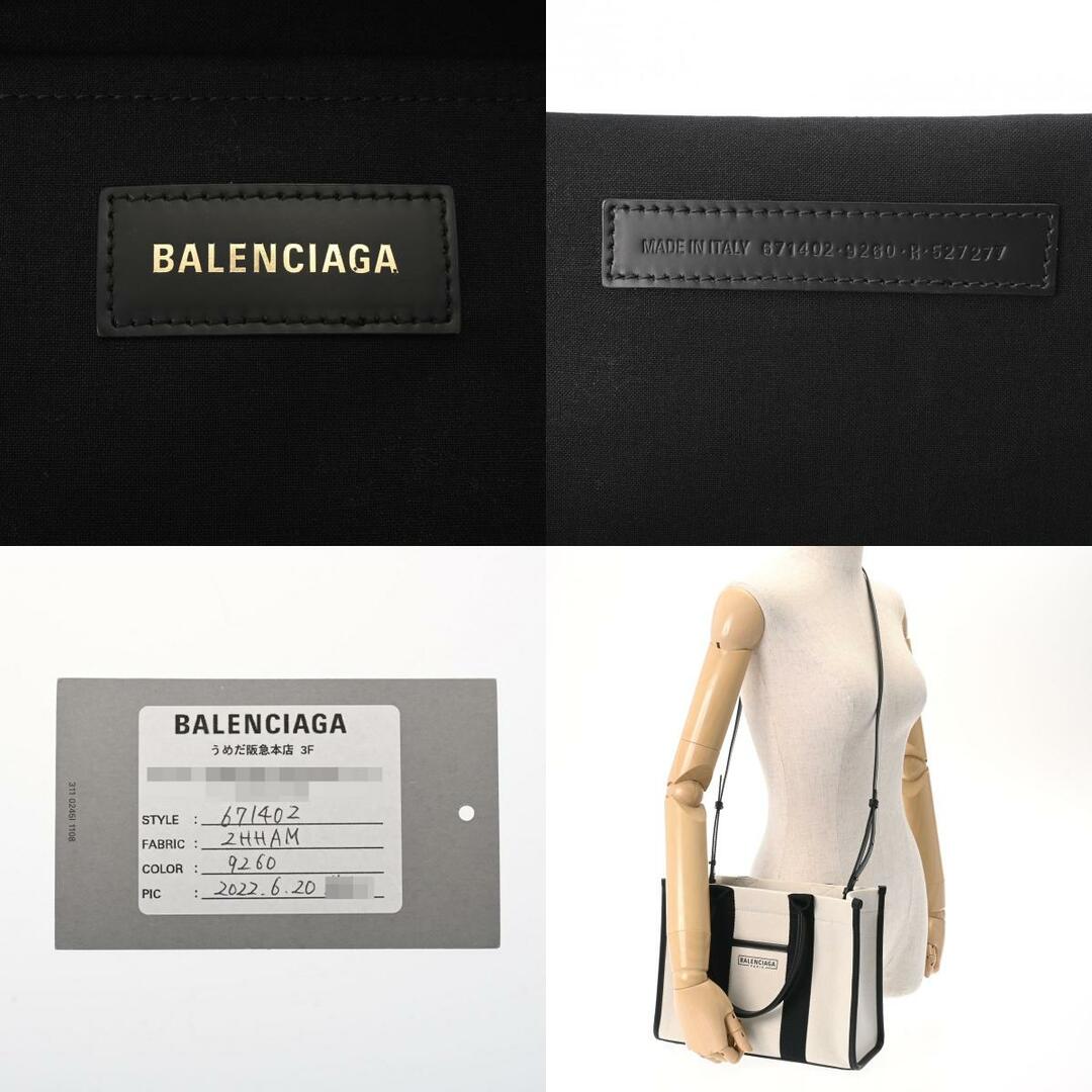 Balenciaga(バレンシアガ)のバレンシアガ  ハードウェア スモールトート トートバッグ 白/黒 レディースのバッグ(ショルダーバッグ)の商品写真