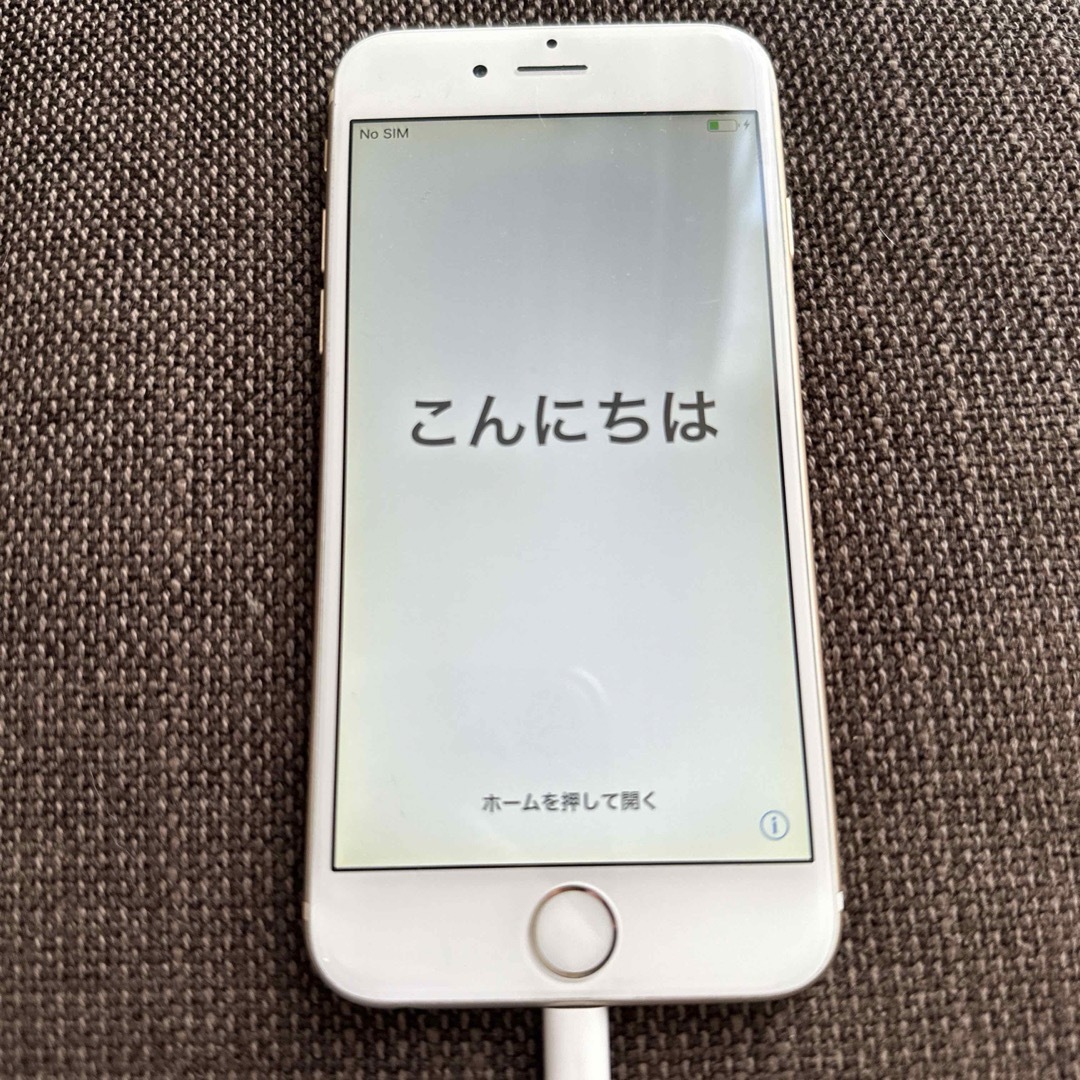 iPhone(アイフォーン)のiPhone 6 Gold 32 GB SIMフリー 海外モデル 海外版 スマホ/家電/カメラのスマートフォン/携帯電話(スマートフォン本体)の商品写真