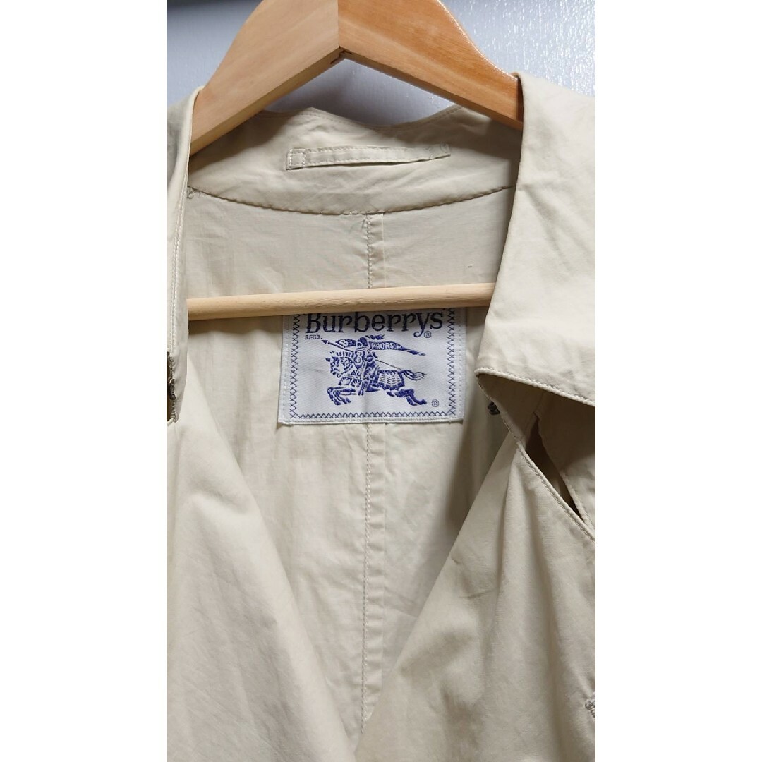 BURBERRY(バーバリー)の90’s Burberrys 白タグ アクリルコーティング トレンチ コート レディースのジャケット/アウター(トレンチコート)の商品写真