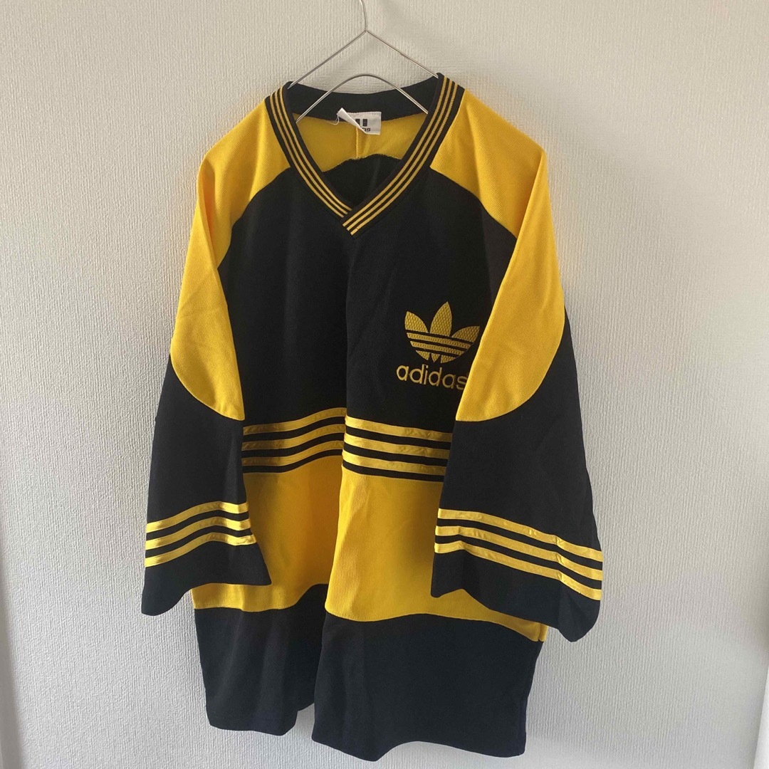 adidas(アディダス)の90sadidasアディダスゲームシャツメンズ長袖ブラック黄黒xlロンtシャツ メンズのトップス(Tシャツ/カットソー(七分/長袖))の商品写真