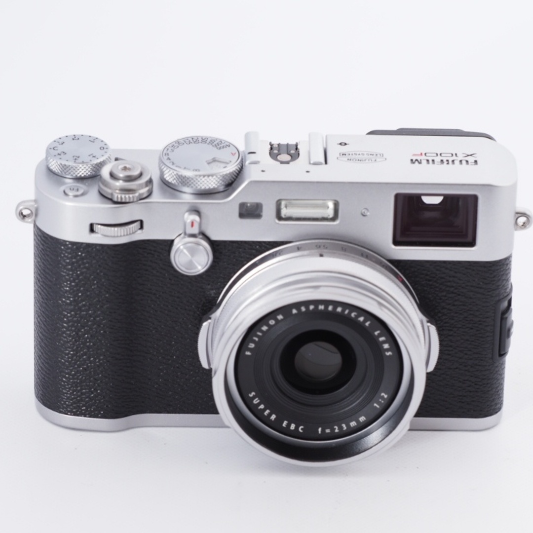 富士フイルム(フジフイルム)のFUJIFILM 富士フイルム コンパクトデジタルカメラ X100F シルバー X100F-S 別売フィルター付き #9630 スマホ/家電/カメラのカメラ(コンパクトデジタルカメラ)の商品写真